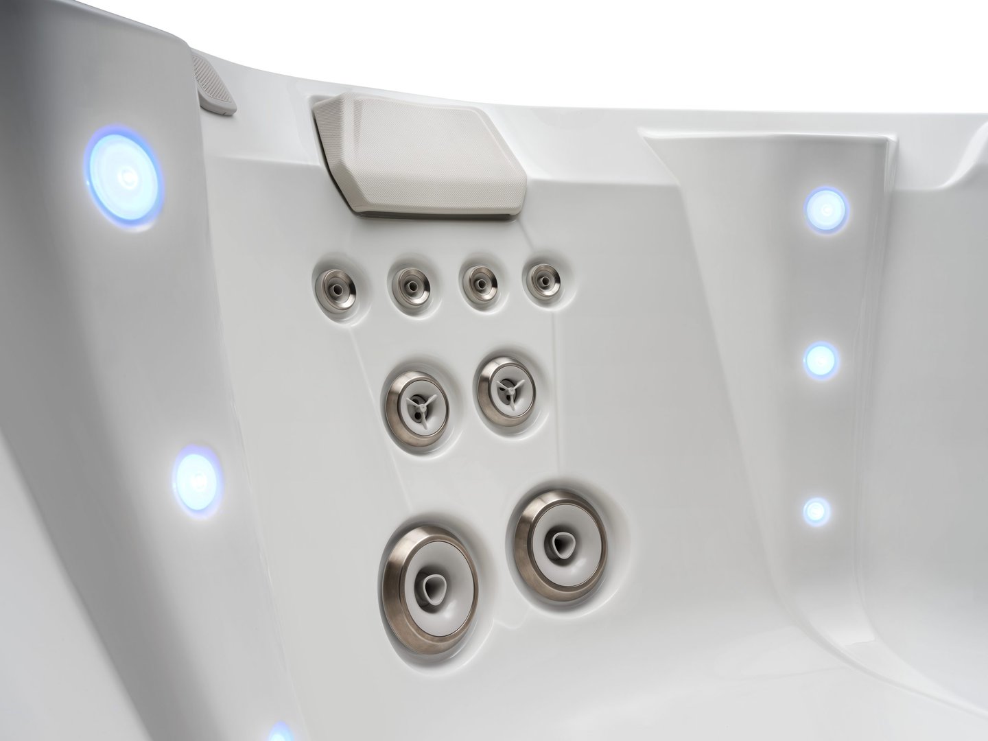 HotSpring-Limelight-2018-Pulse-AlpineWhite-Detail-005 HotSpring-Limelight-2018-Pulse-AlpineWhite-Detail-005
